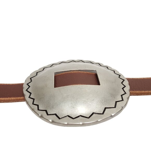 Western Distressed Leather w. buckle size round conchos